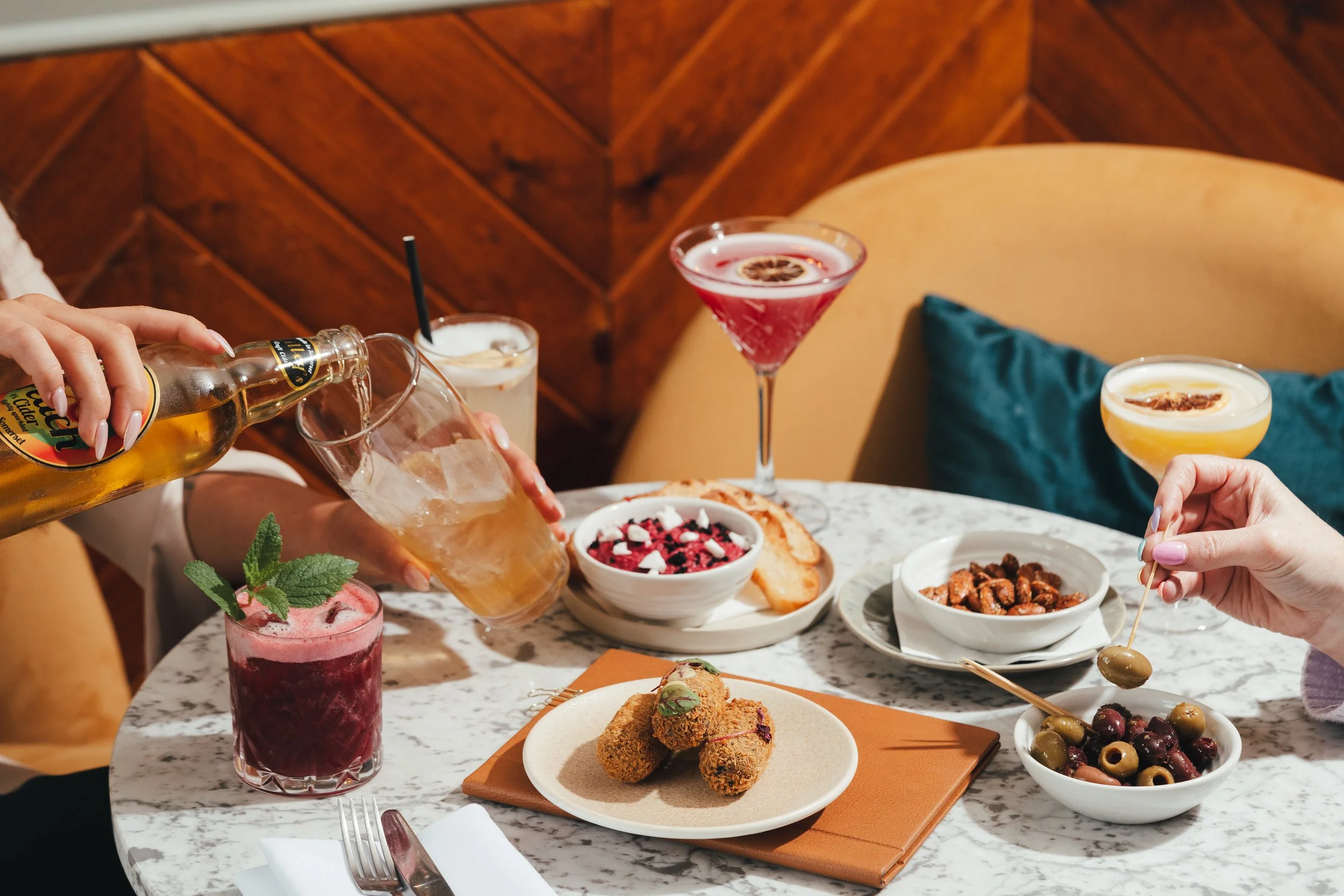 The Shurlock May 24_0013.jpg