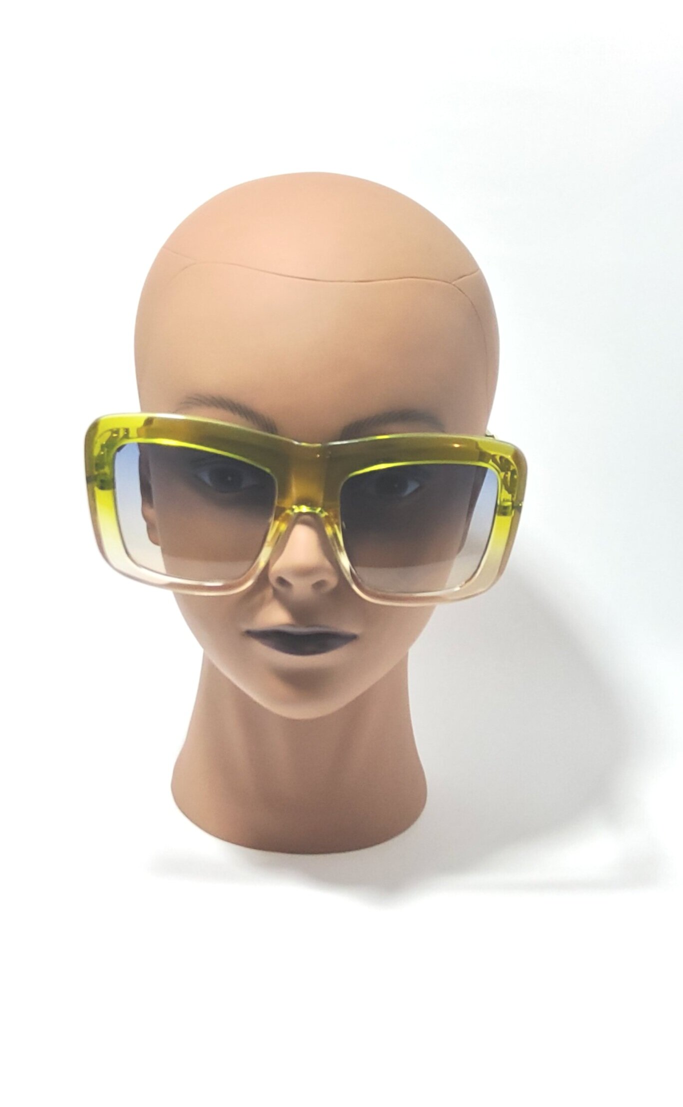 Shadequeen Crawley Green