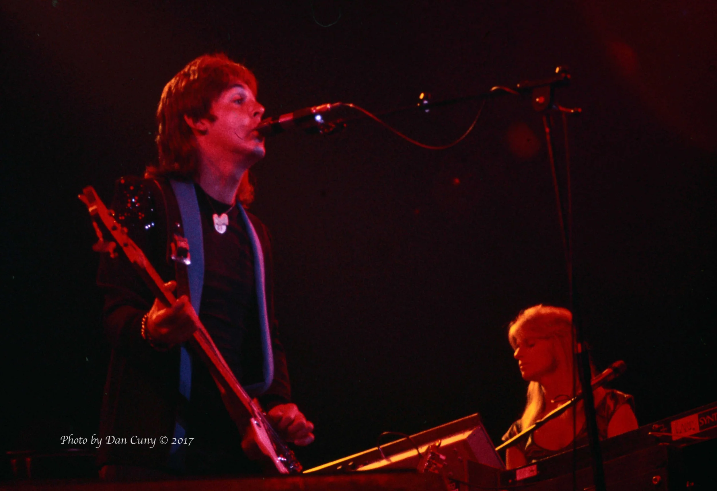 Wings--June-1976_009.jpg