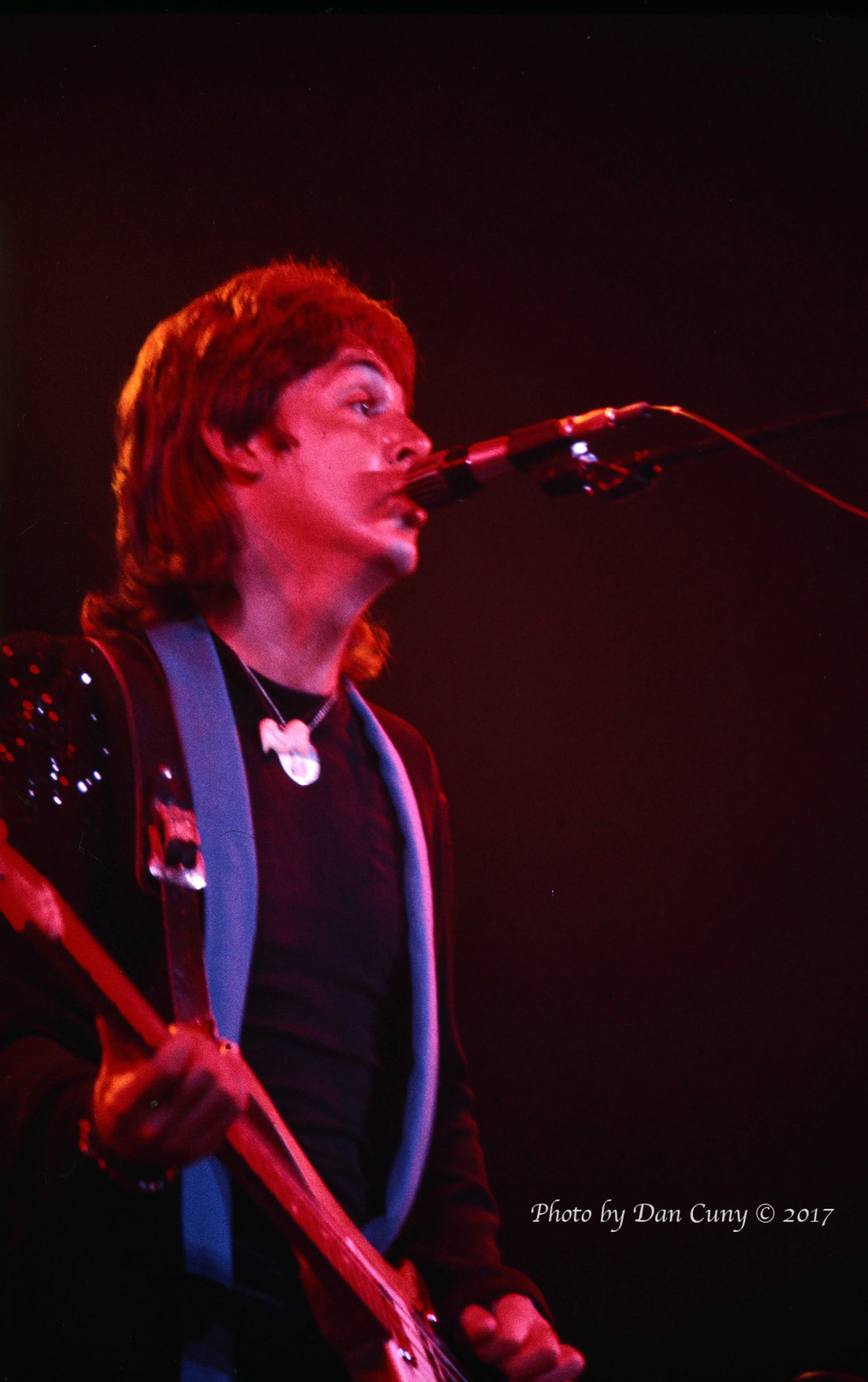 Wings--June-1976_015.jpg