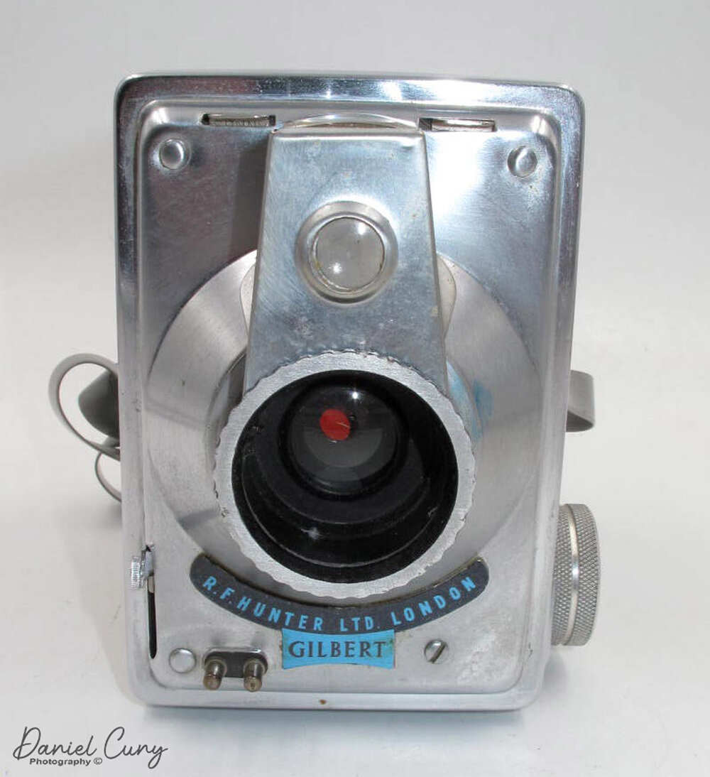 Vertical viewfinder on Gilbert box camera