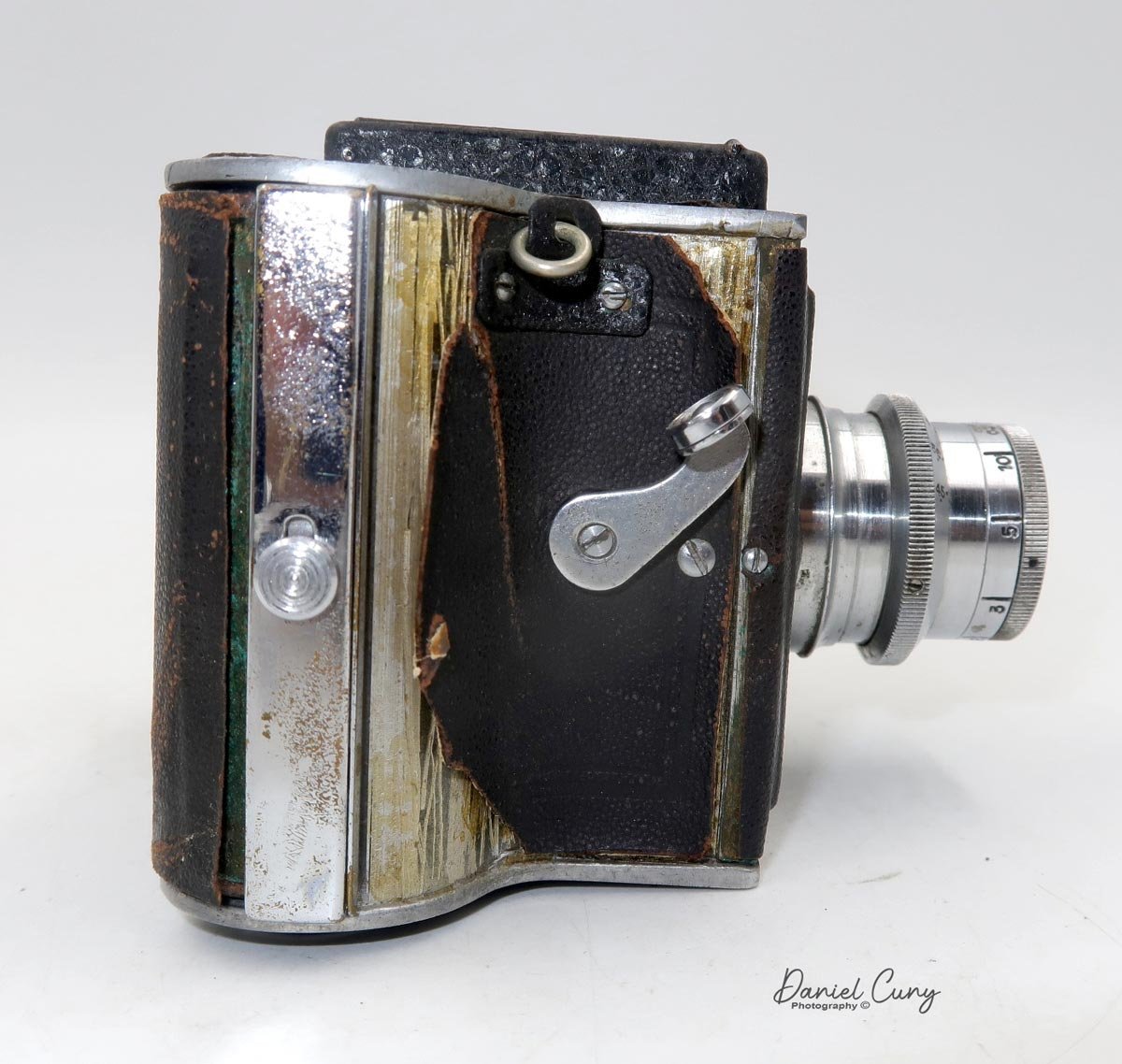 Right Side of Super Flex Baby Camera