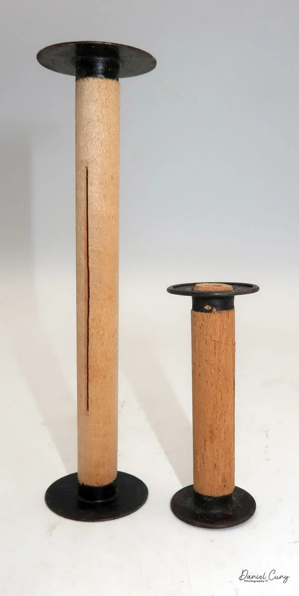 Comparison of 126 and 120 film spool sizes