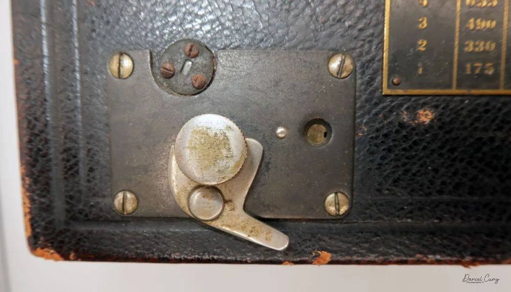 Tension selector of the No. 4a Speed Kodak