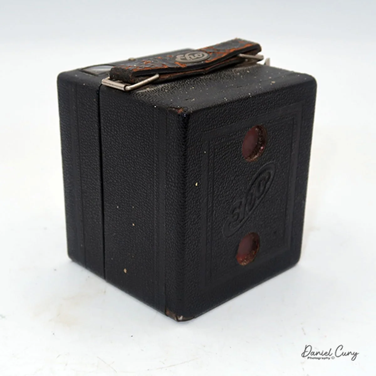 Different angles of the Eho Baby Box camera