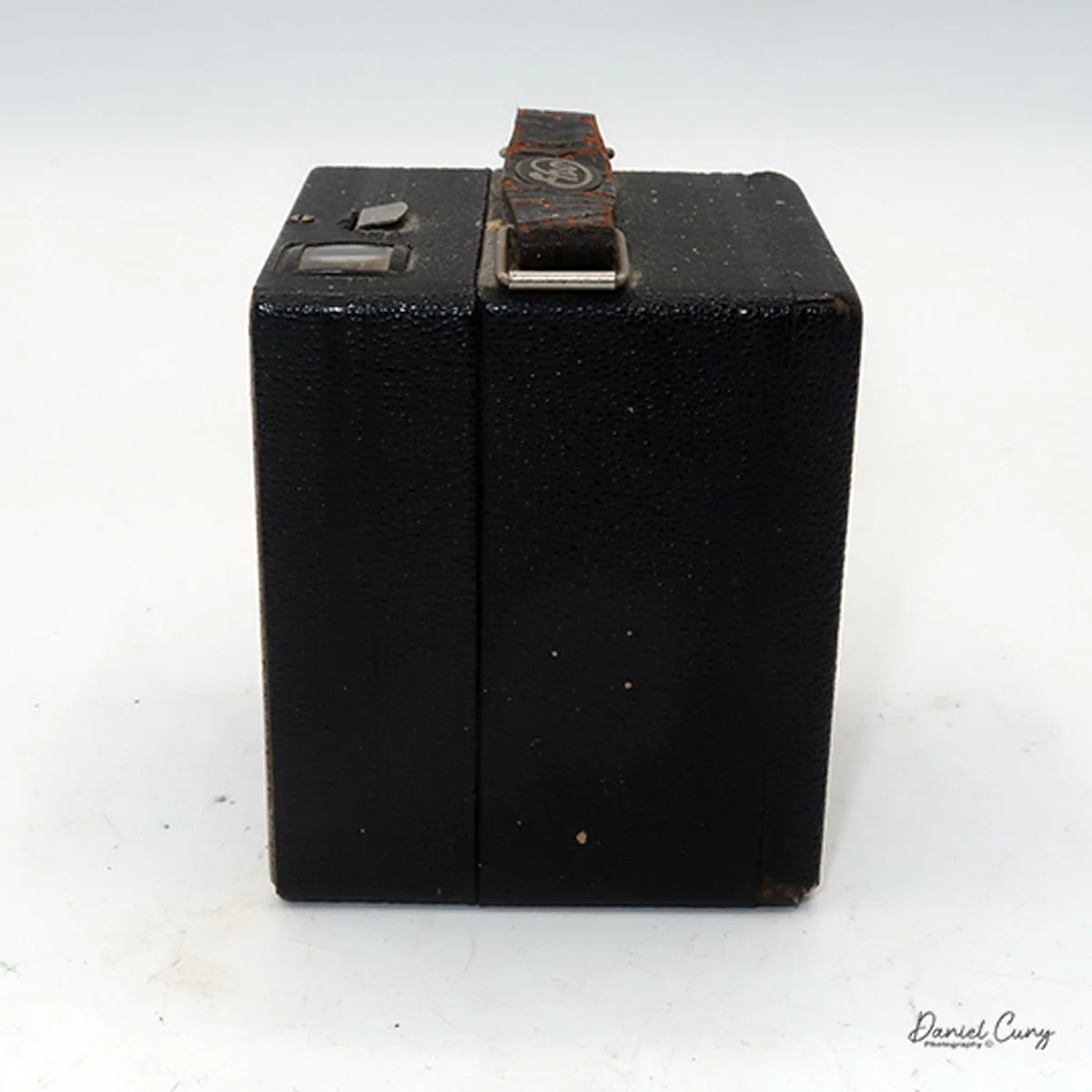 Different angles of the Eho Baby Box camera