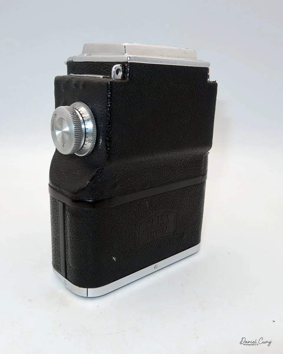Different angles of the Zeiss Ikon 860/24 camera