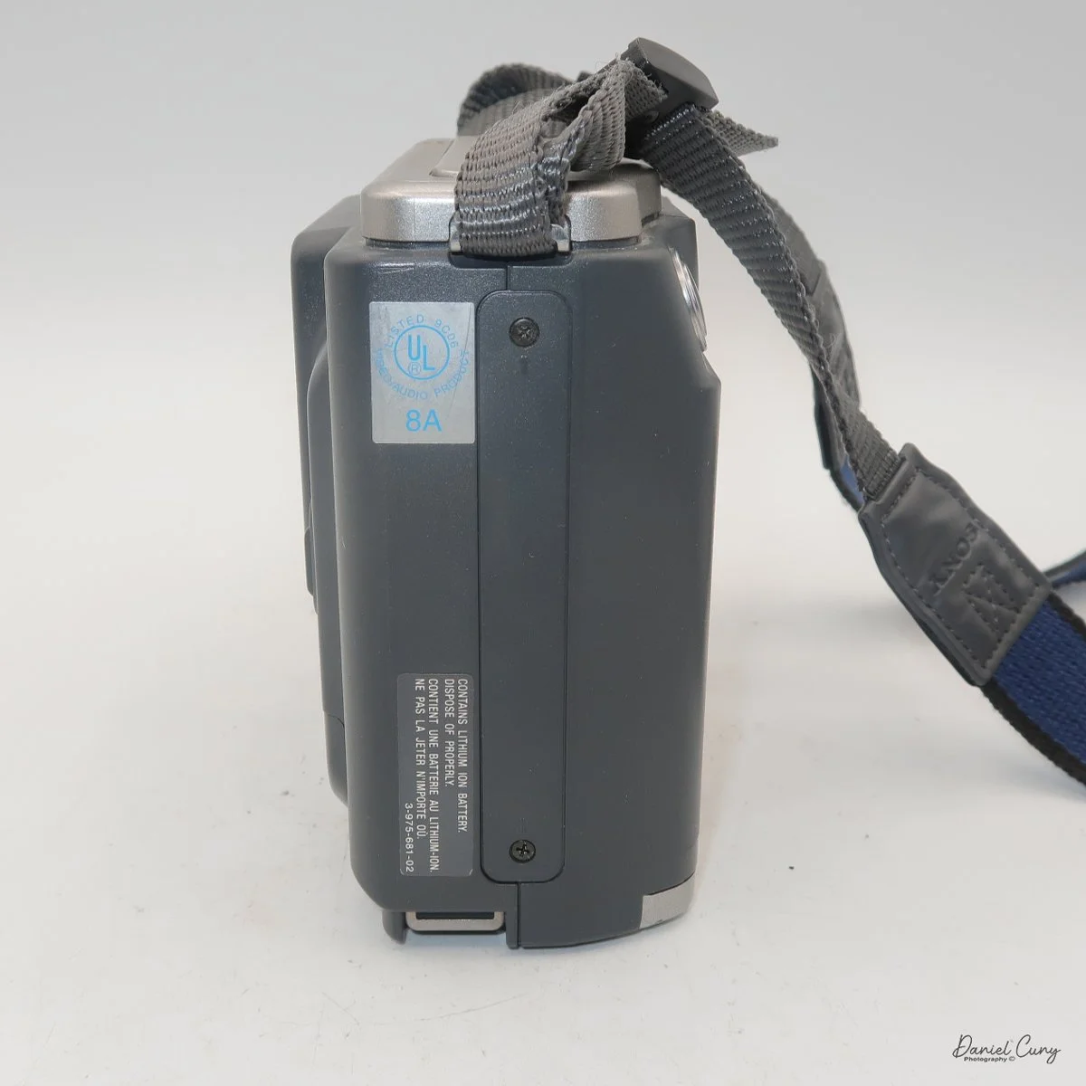 Different angles of the Sony Mavica MVC-FD5 camera