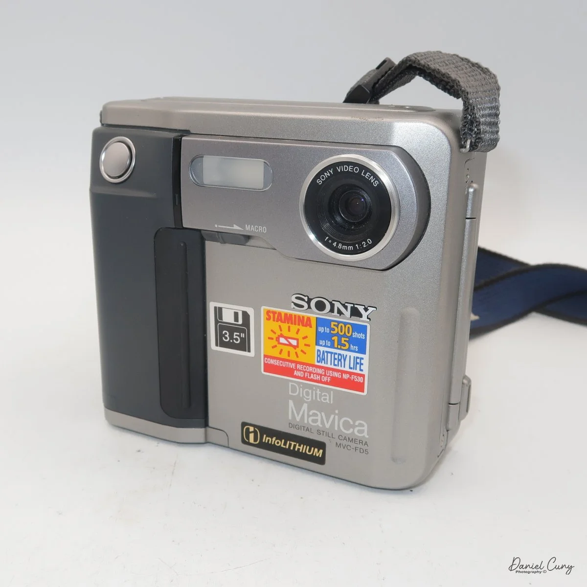 Different angles of the Sony Mavica MVC-FD5 camera