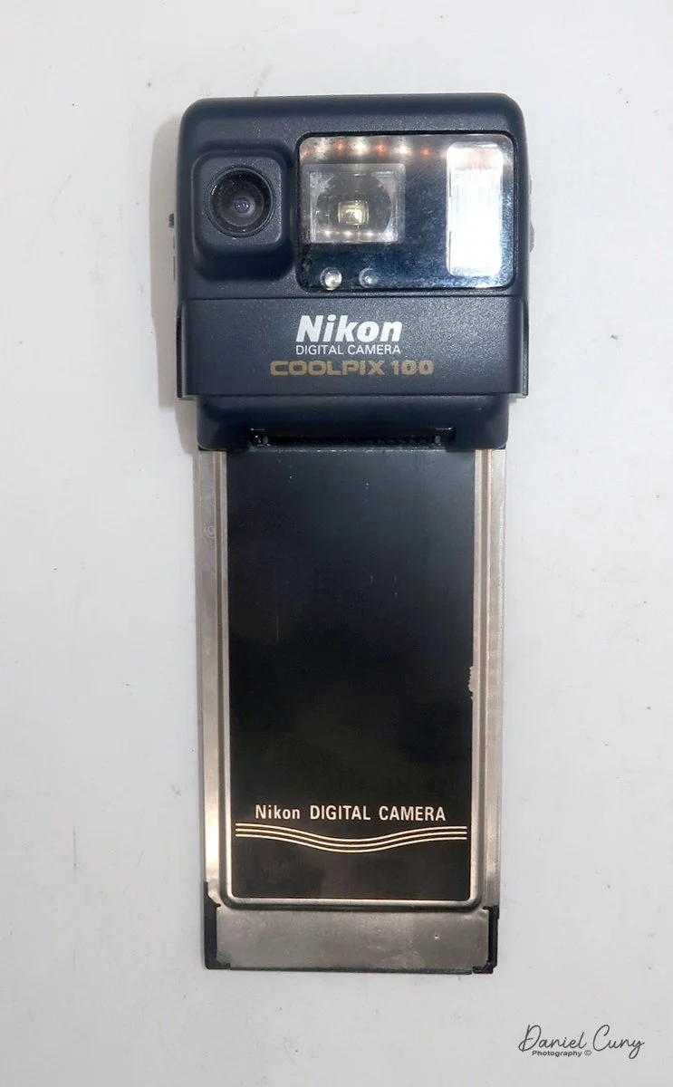 Bottom removed exposing 1 mb PCMCIA card