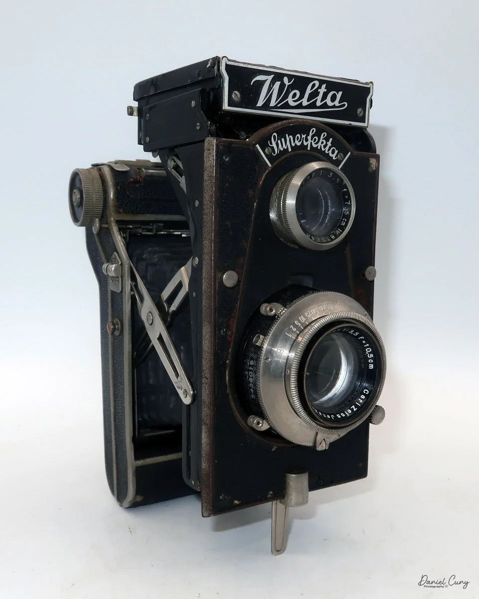 Different angles of the Welta Superfekta