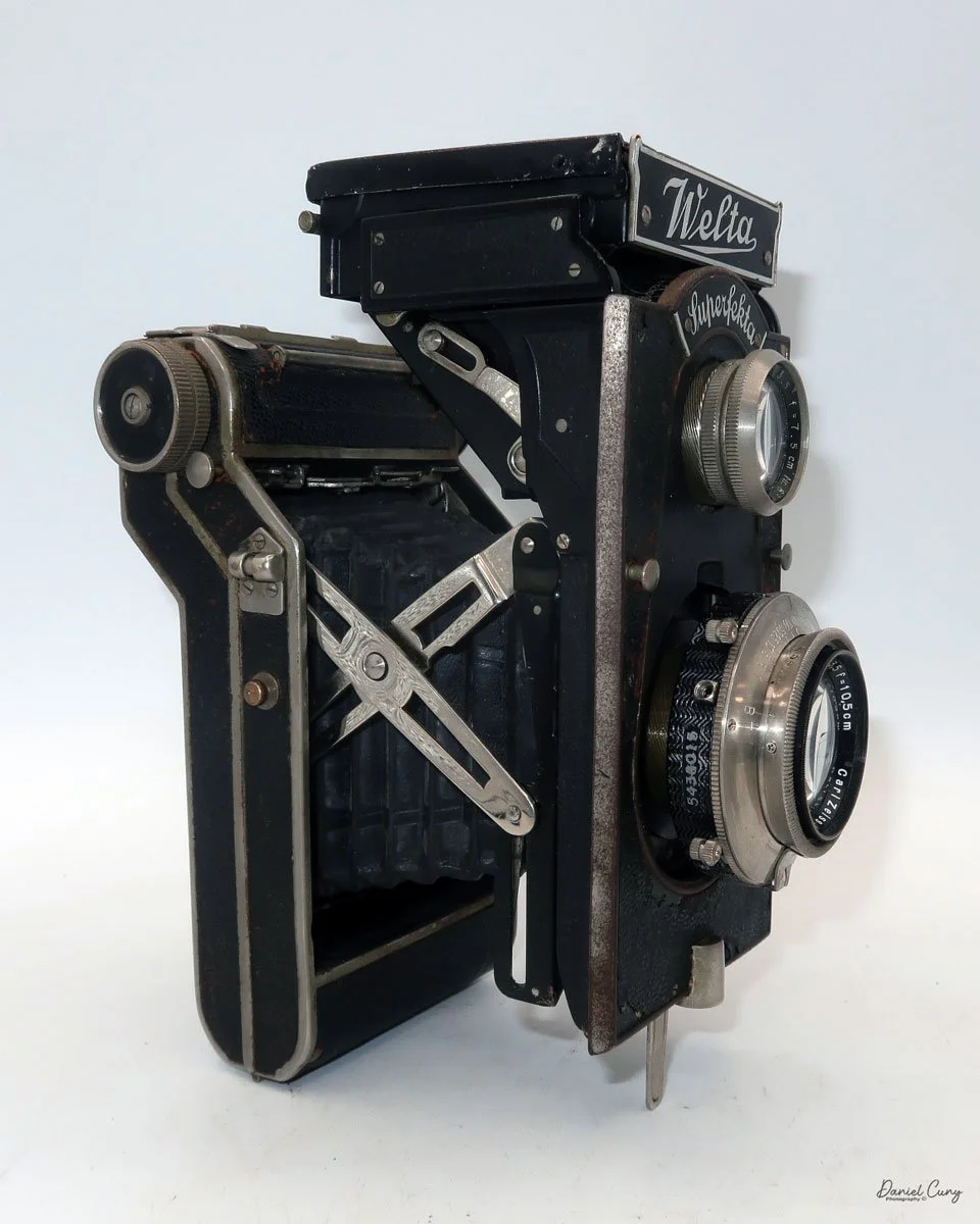 Different angles of the Welta Superfekta