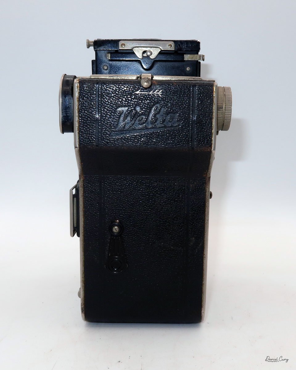 Different angles of the Welta Superfekta