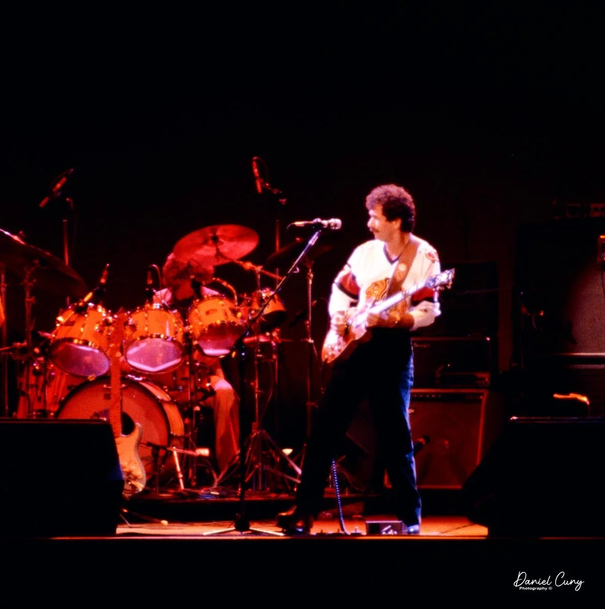 Carlos-Santana-9-80_28.jpg