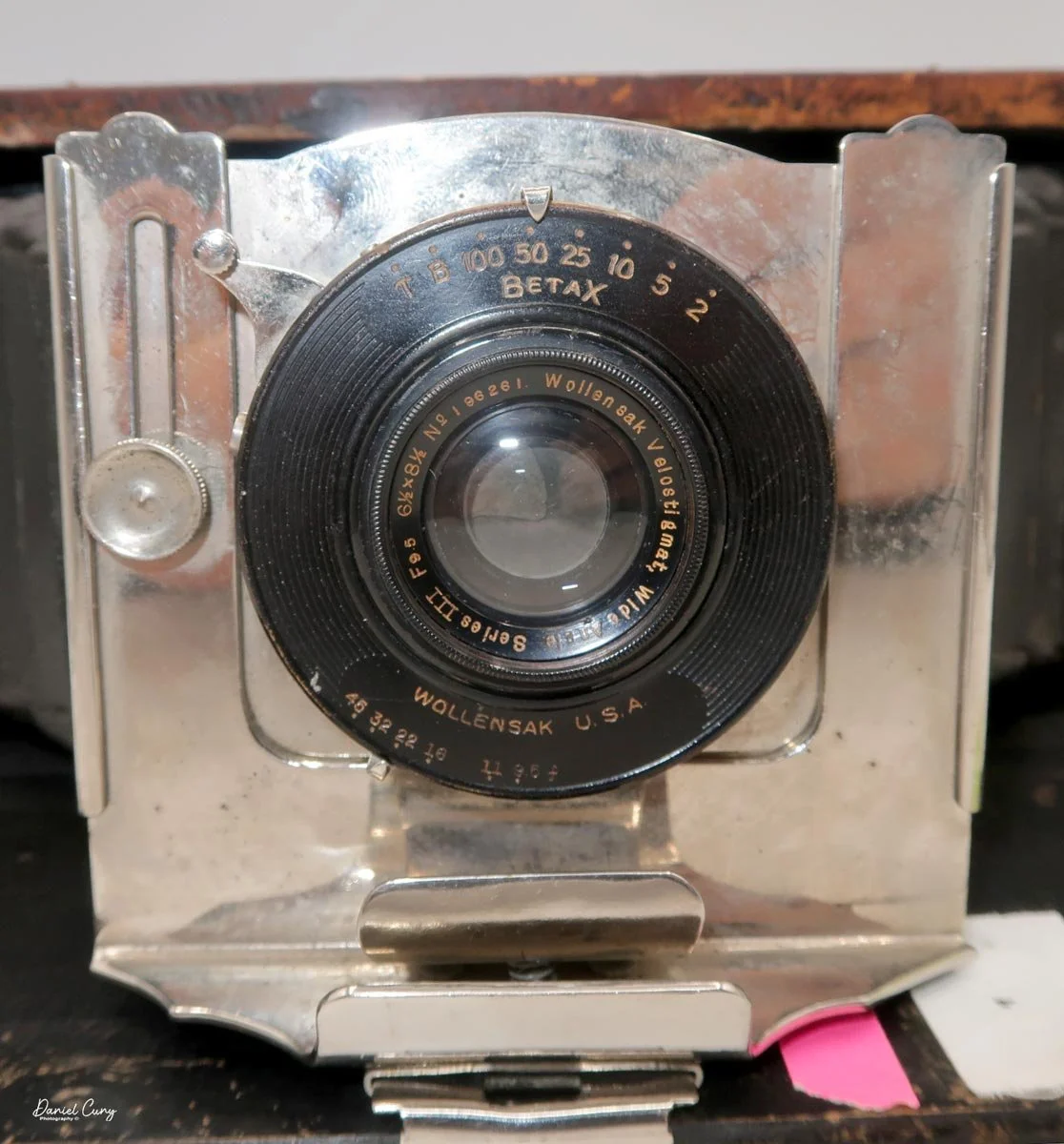 Lens &amp; shutter system