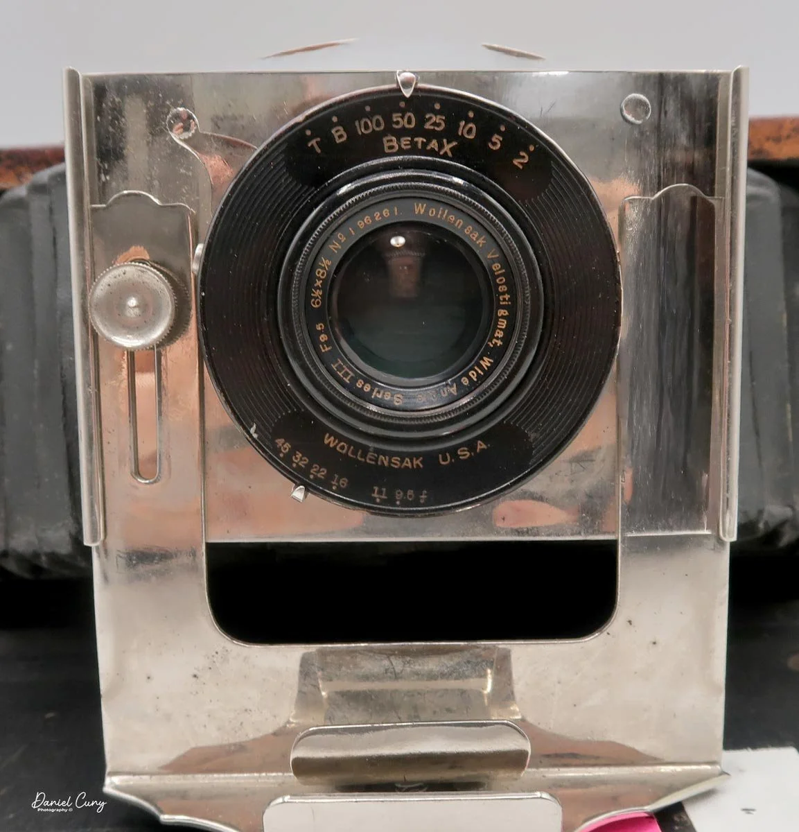 Lens rise capability.