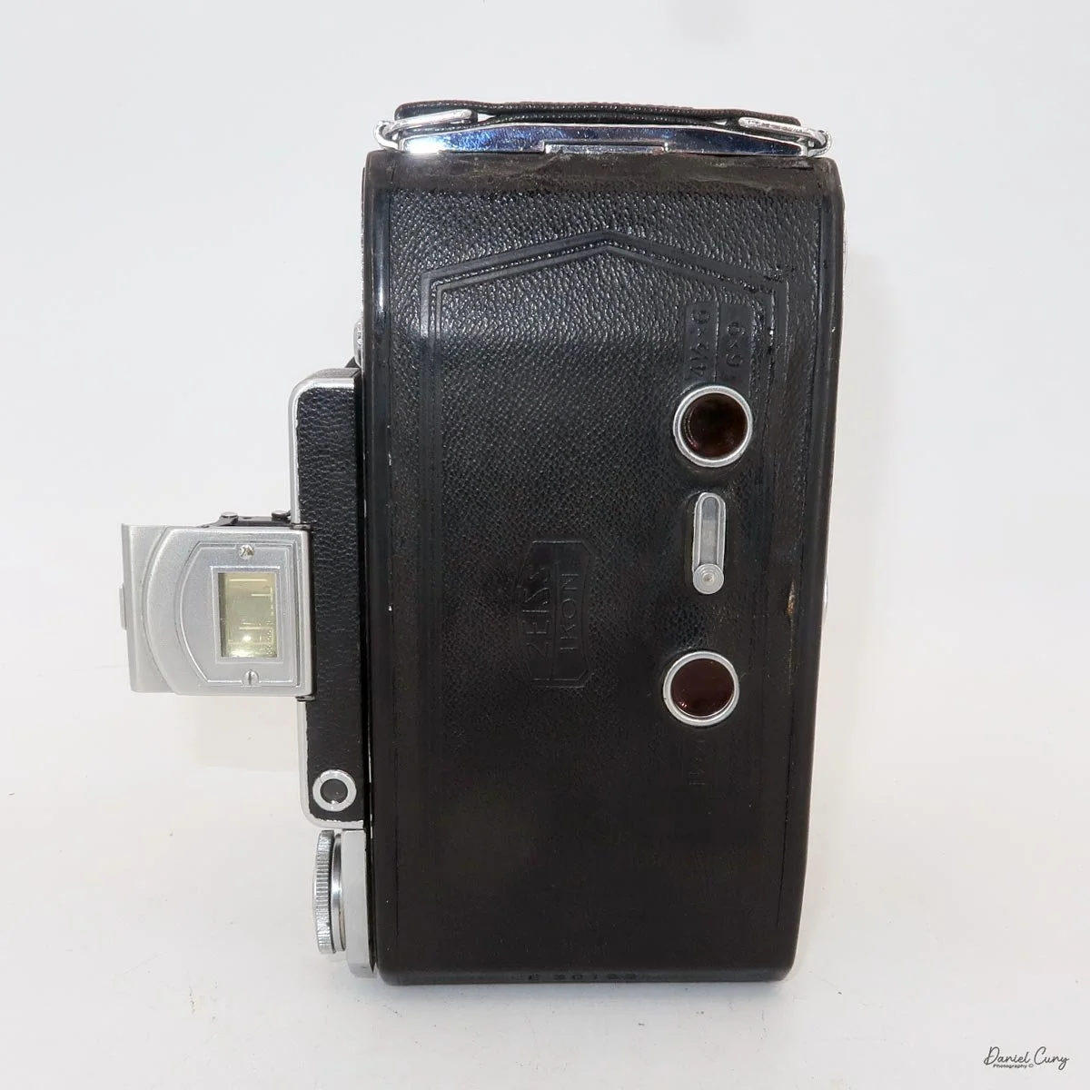 Different angles of the Zeiss Ikon Super Ikonta 530/2 camera