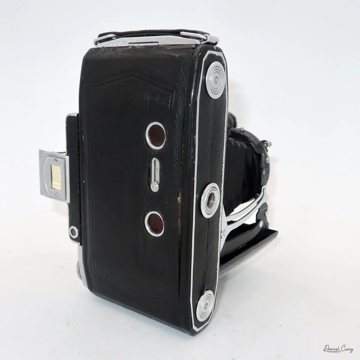 Different angles of the Zeiss Ikon Super Ikonta 530/2 camera