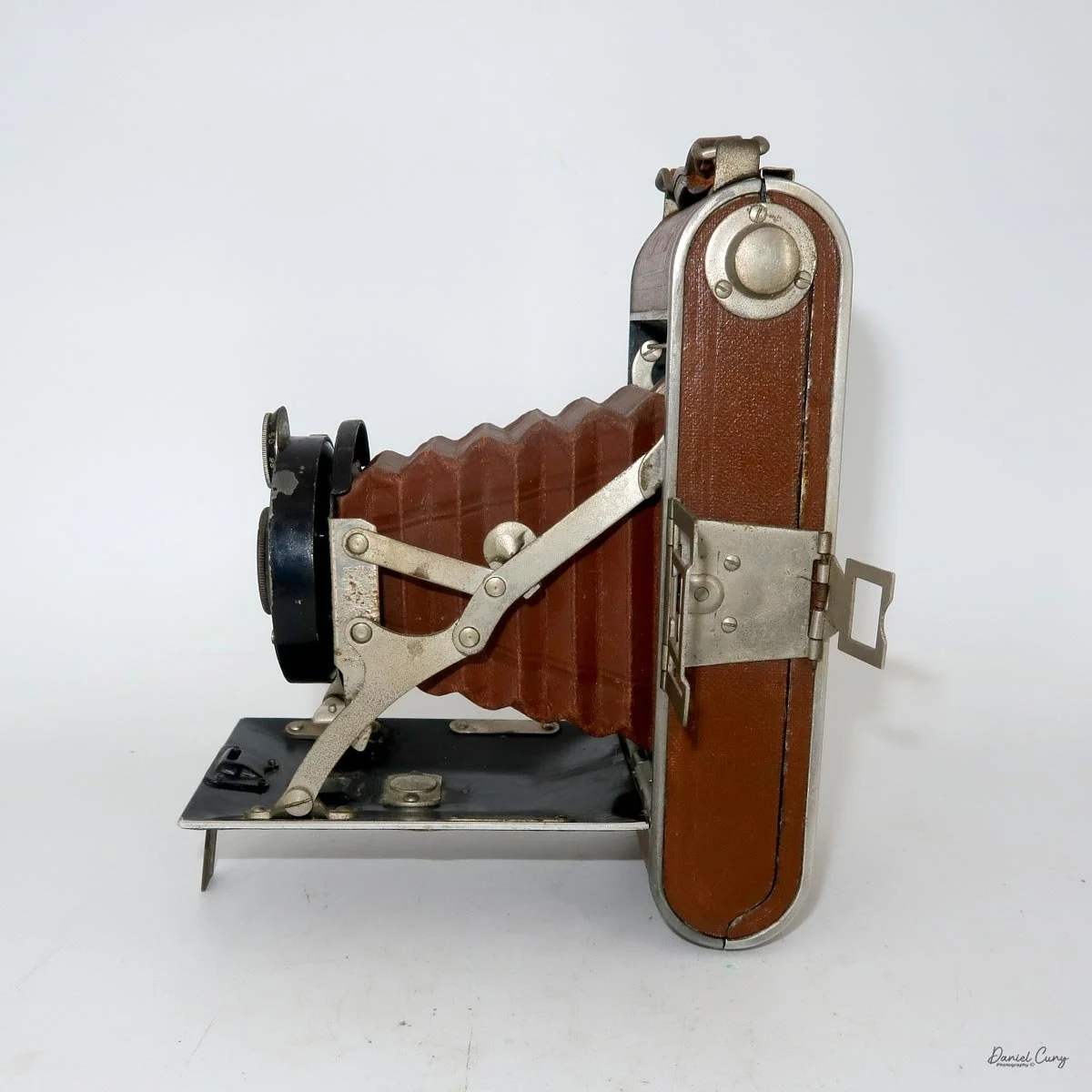 Different angles of the Salmoiraghi Lexus camera.