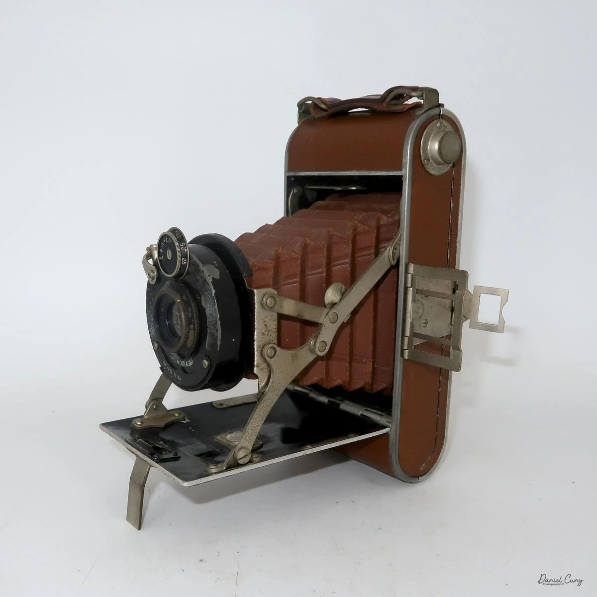 Different angles of the Salmoiraghi Lexus camera.