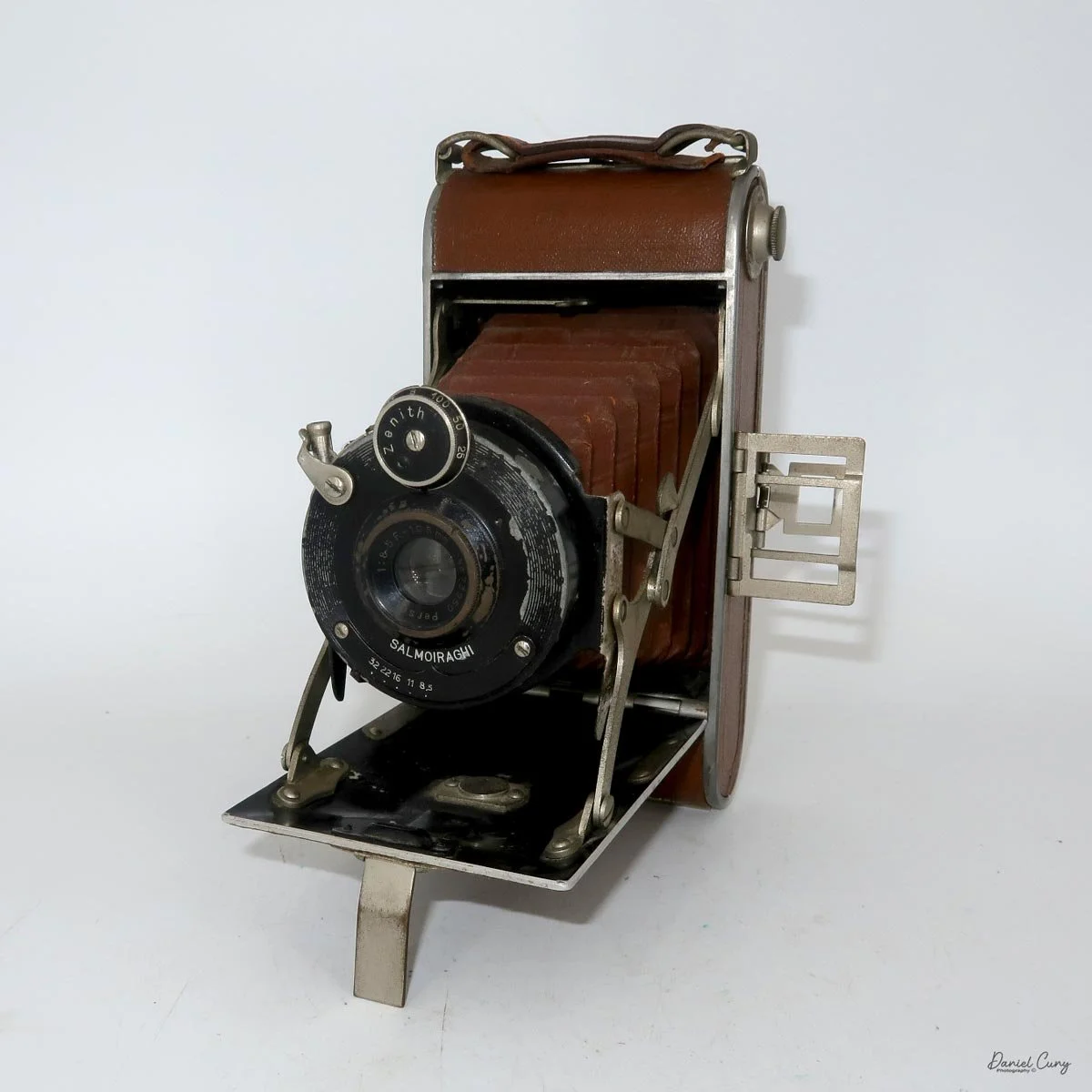 Different angles of the Salmoiraghi Lexus camera.