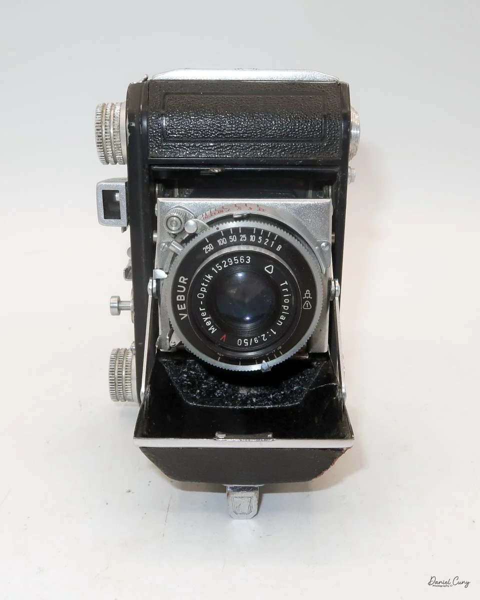 Different angles of the Welta Welti camera