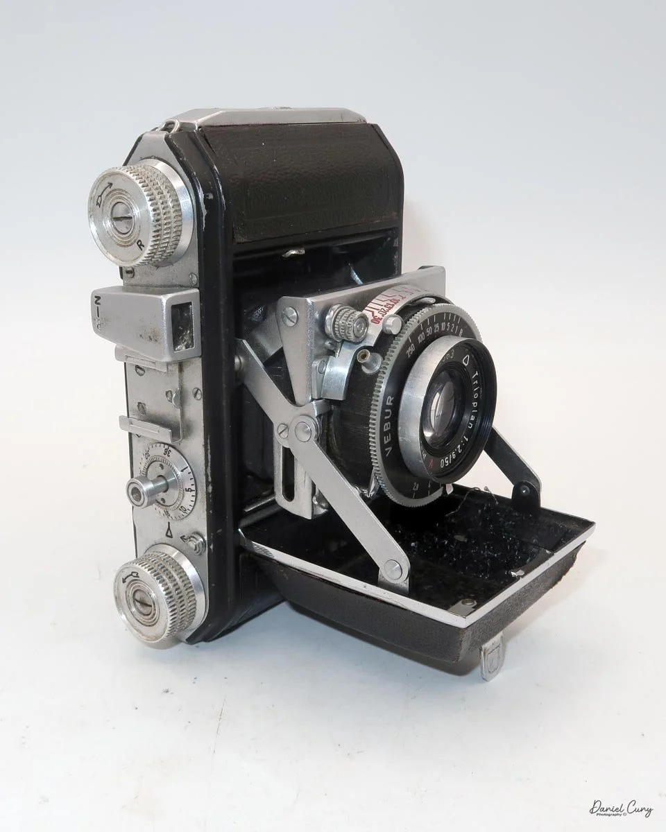 Different angles of the Welta Welti camera