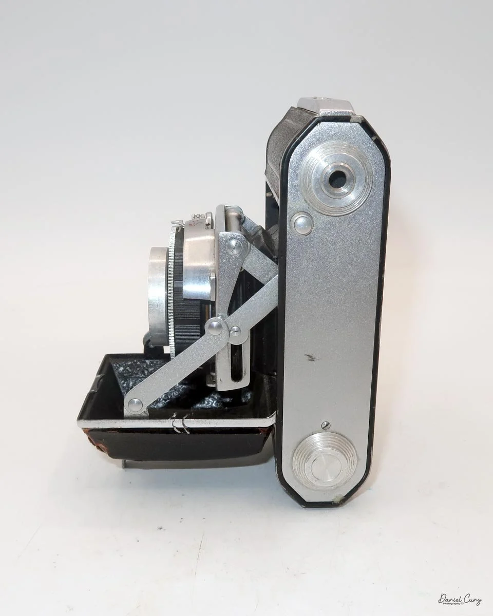 Different angles of the Welta Welti camera