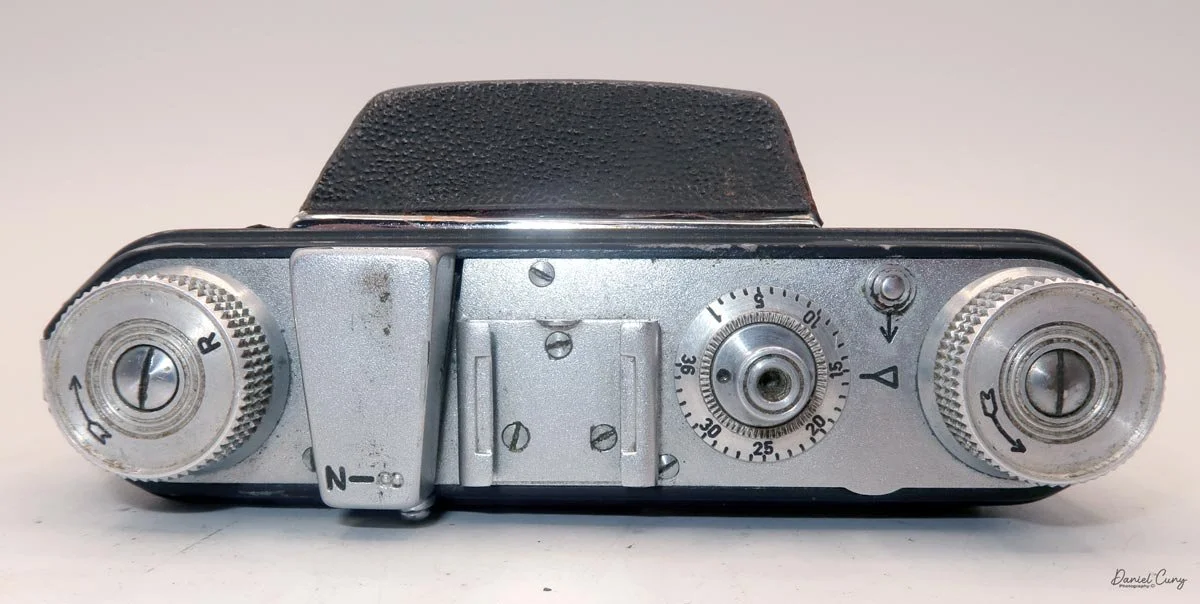Top view of Welta Welti camera
