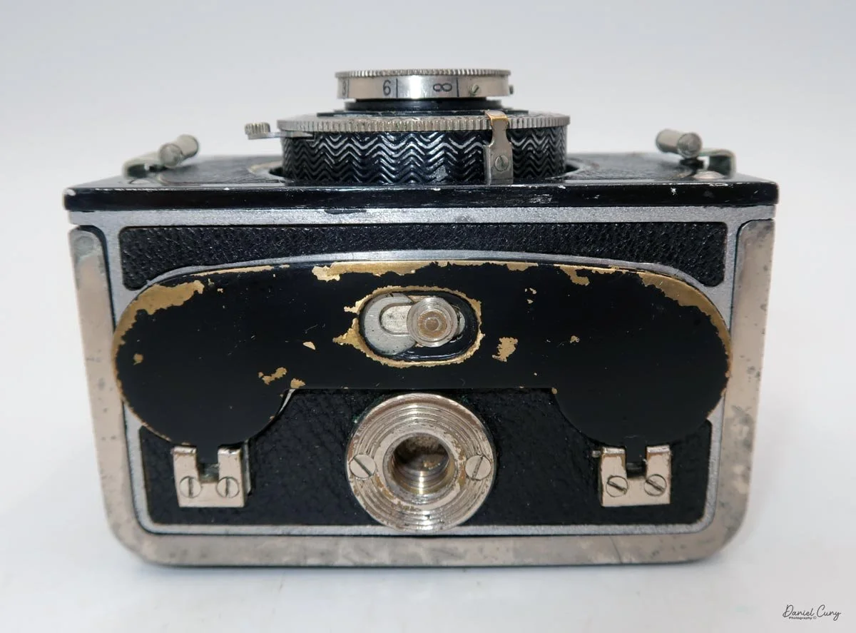 Bottom view of Kolar Kola camera