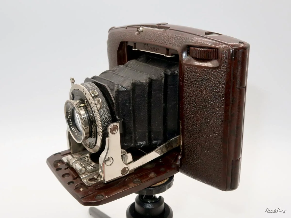 Different angles of the Ebner camera