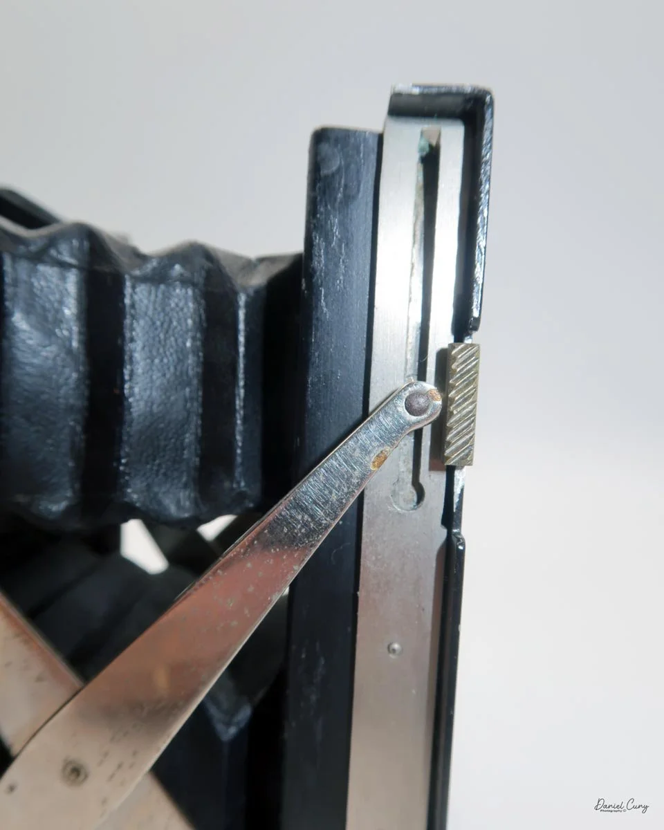 Two positions for lens board extension.