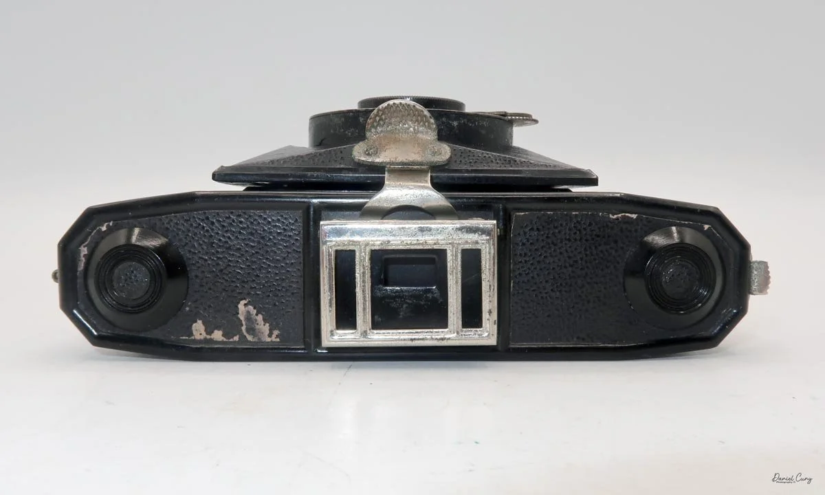 Top view when the camera's closed. Note, multi-format viewfinder