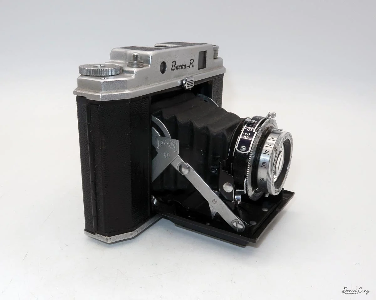 Different angles of the Baron RI camera