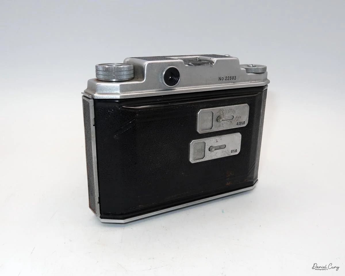 Different angles of the Baron RI camera