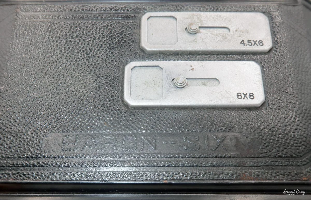 Dual format red windows &amp; Baron Six embossing.