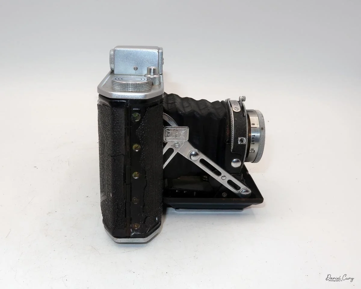 Different angles of the Mizuho Six camera