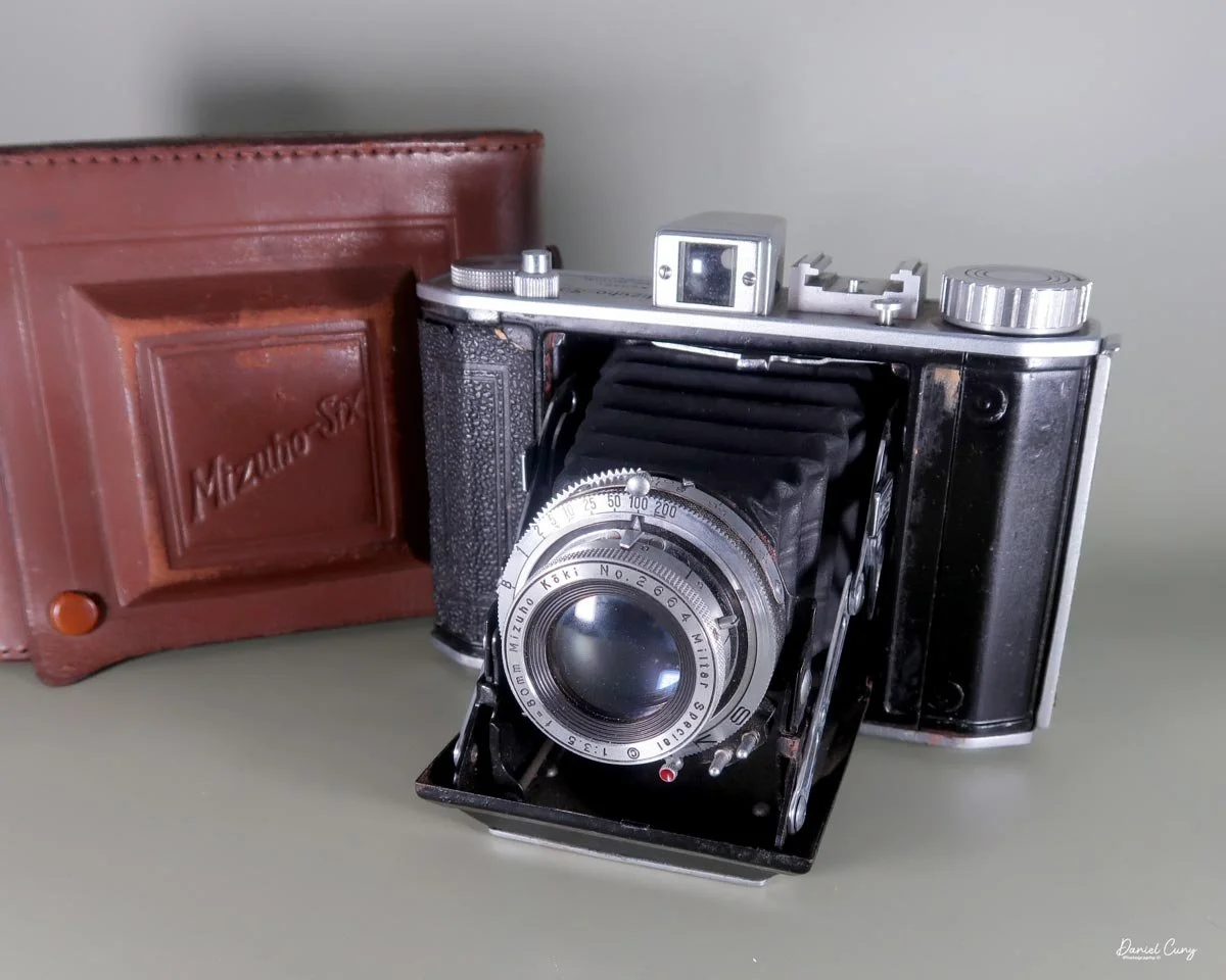 Mizuho Six camera