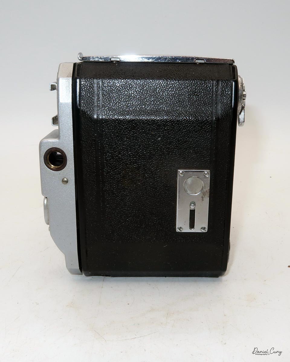 Different angles of the Konica Pearl II camera