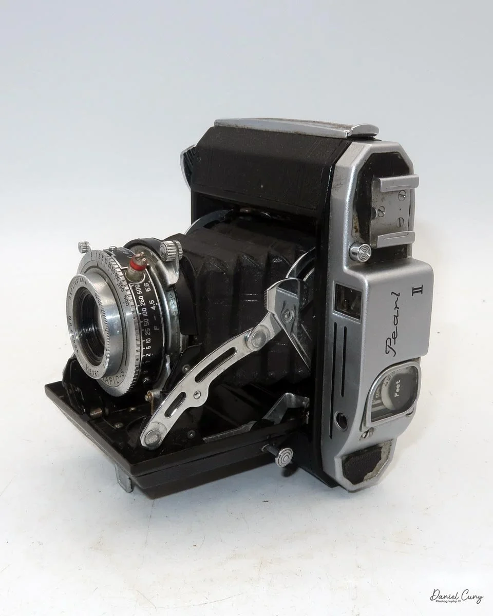 Different angles of the Konica Pearl II camera