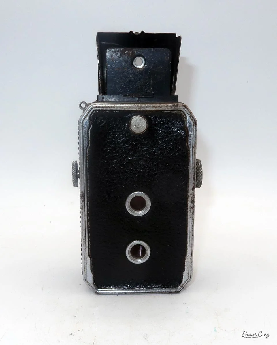 Different angles of the Dual Reflex camera.