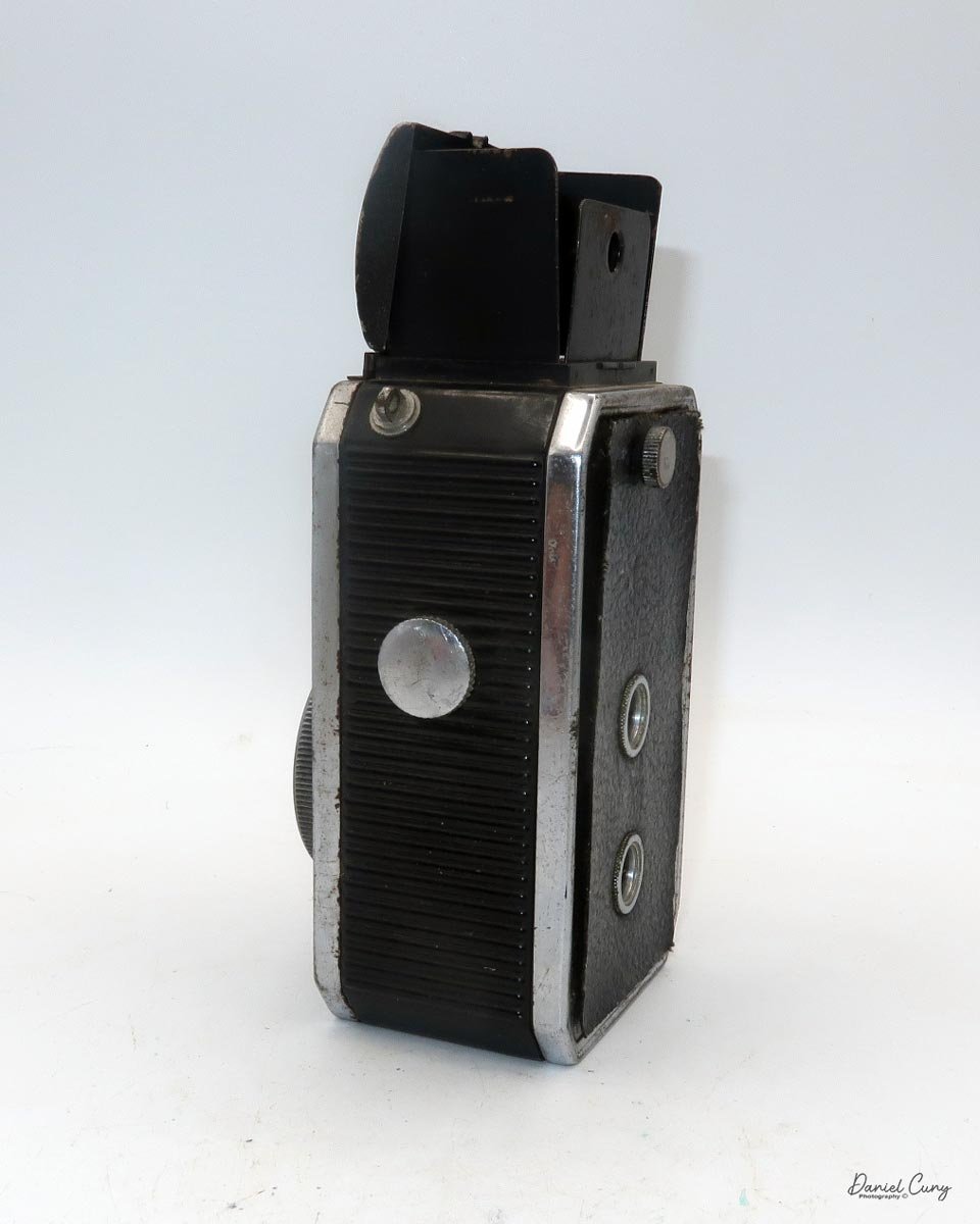 Different angles of the Dual Reflex camera.