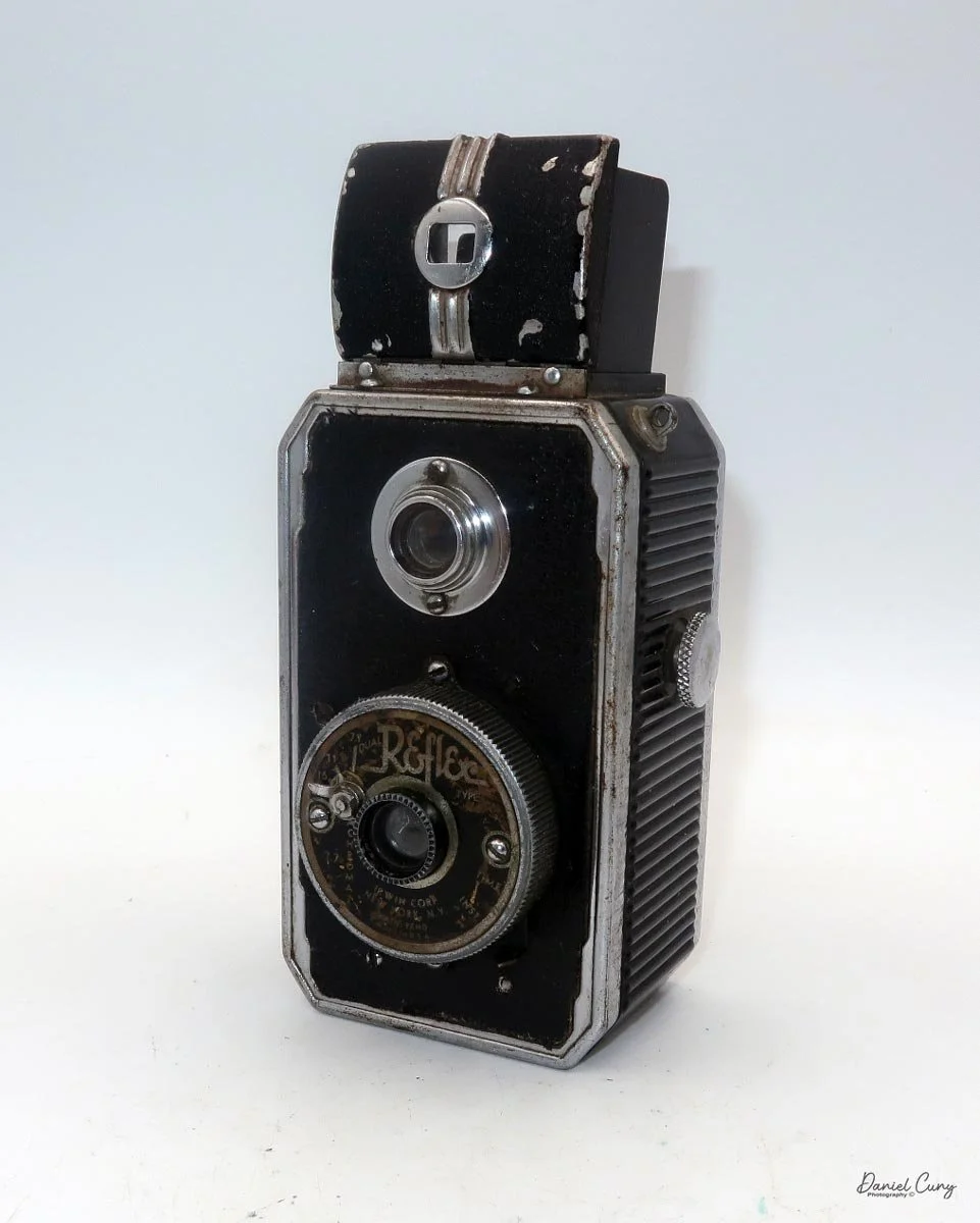 Different angles of the Dual Reflex camera.