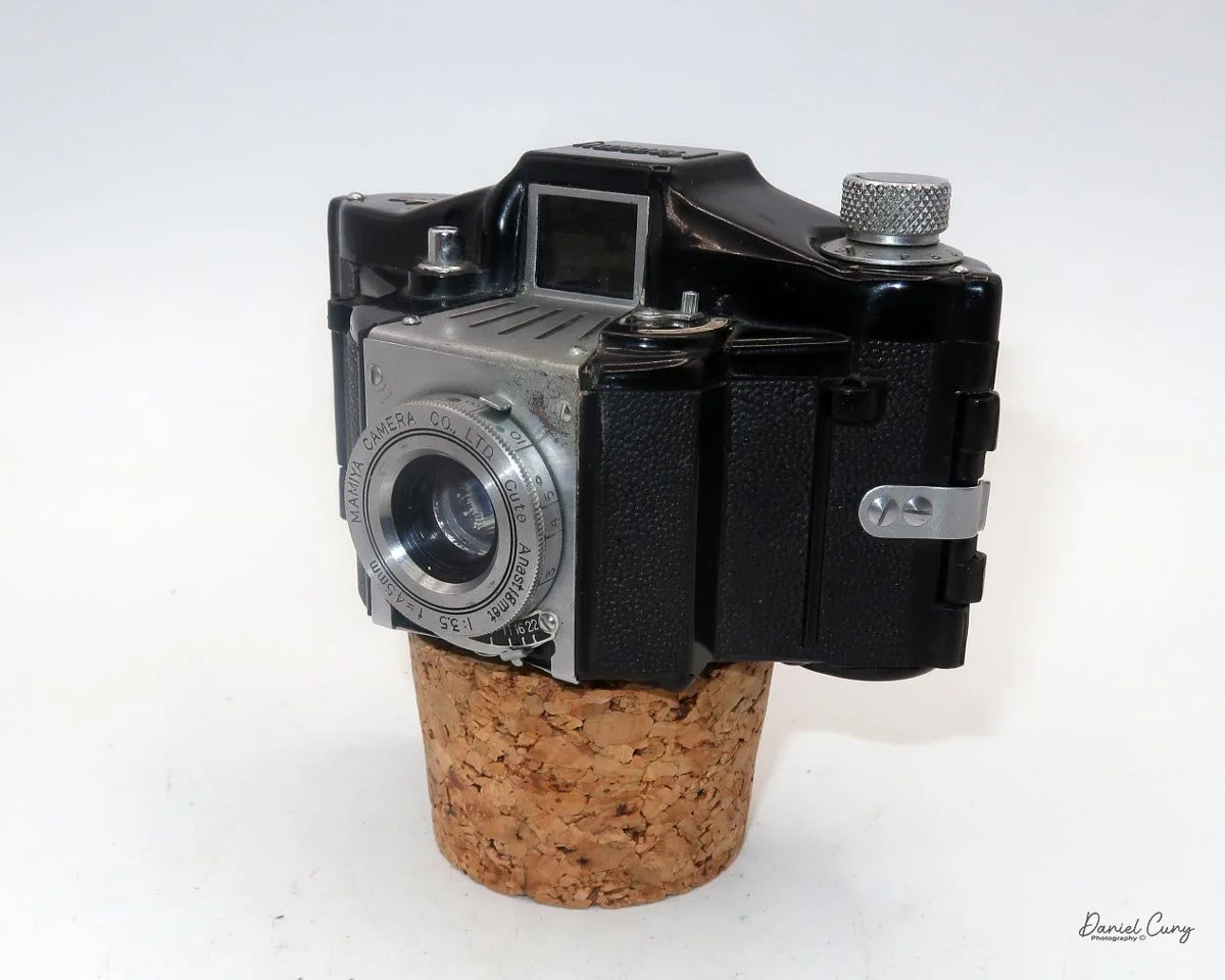 Different angles of the Mamiya Mammy camera