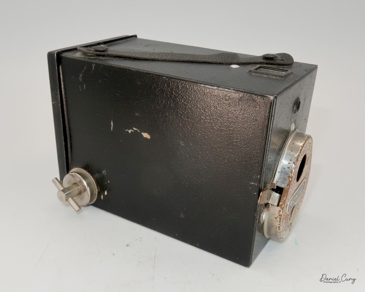 Different angles of the Nomar camera.