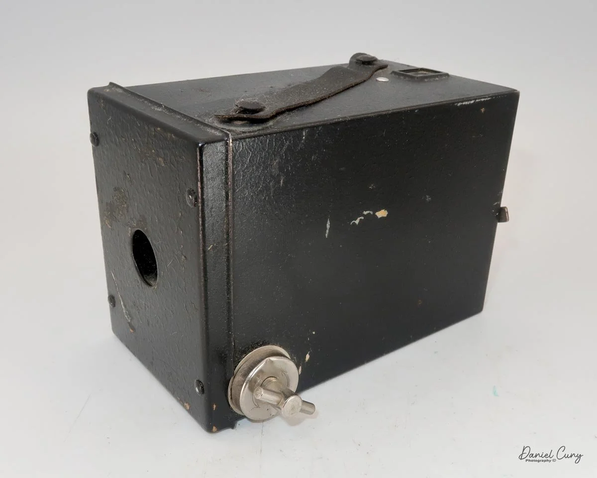 Different angles of the Nomar camera.