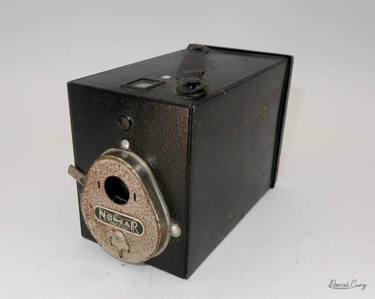 Different angles of the Nomar camera.