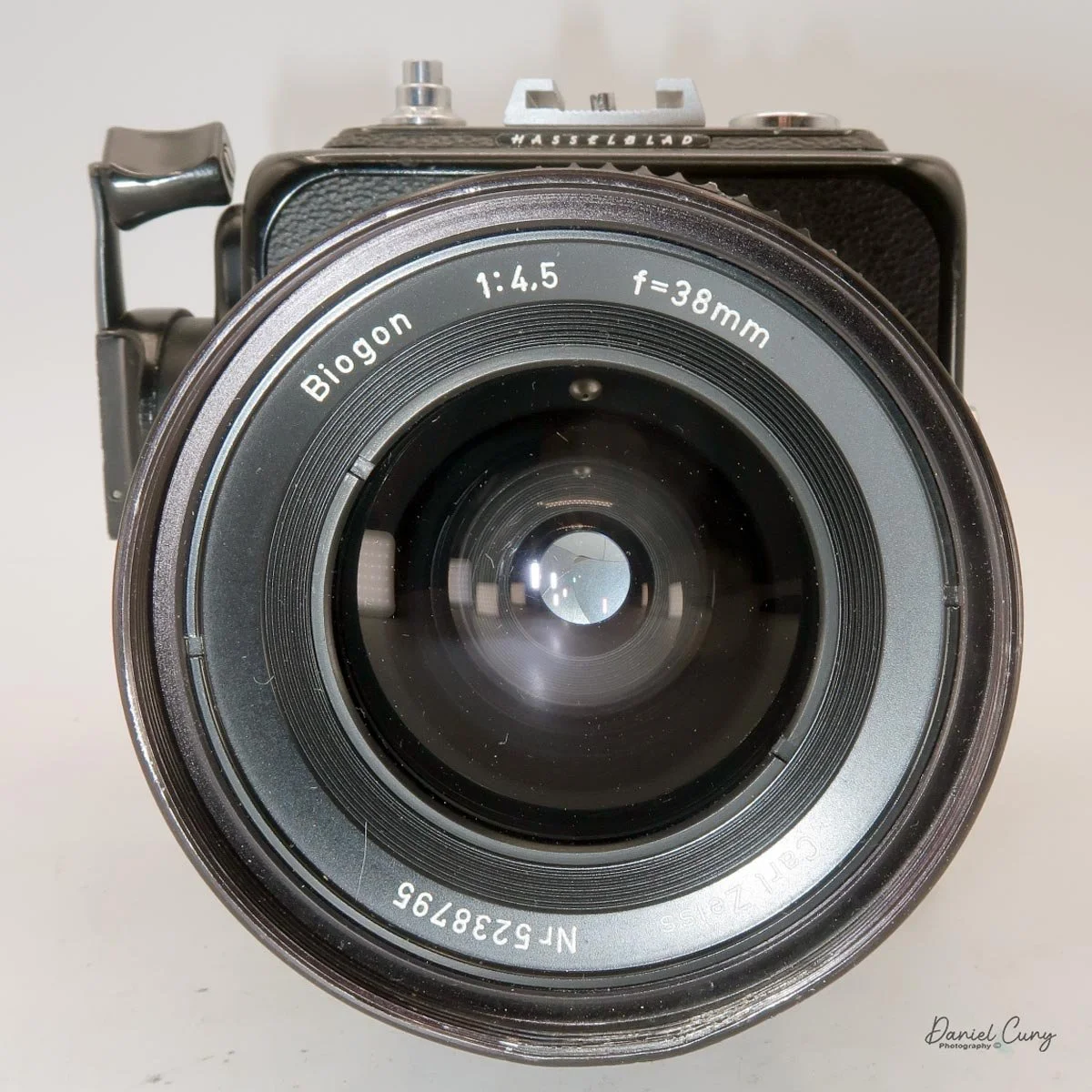 Carl Zeiss Biogon 38mm f/4.5 lens