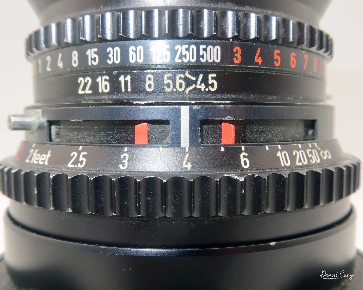 Narrow Depth of Field indicators in RED