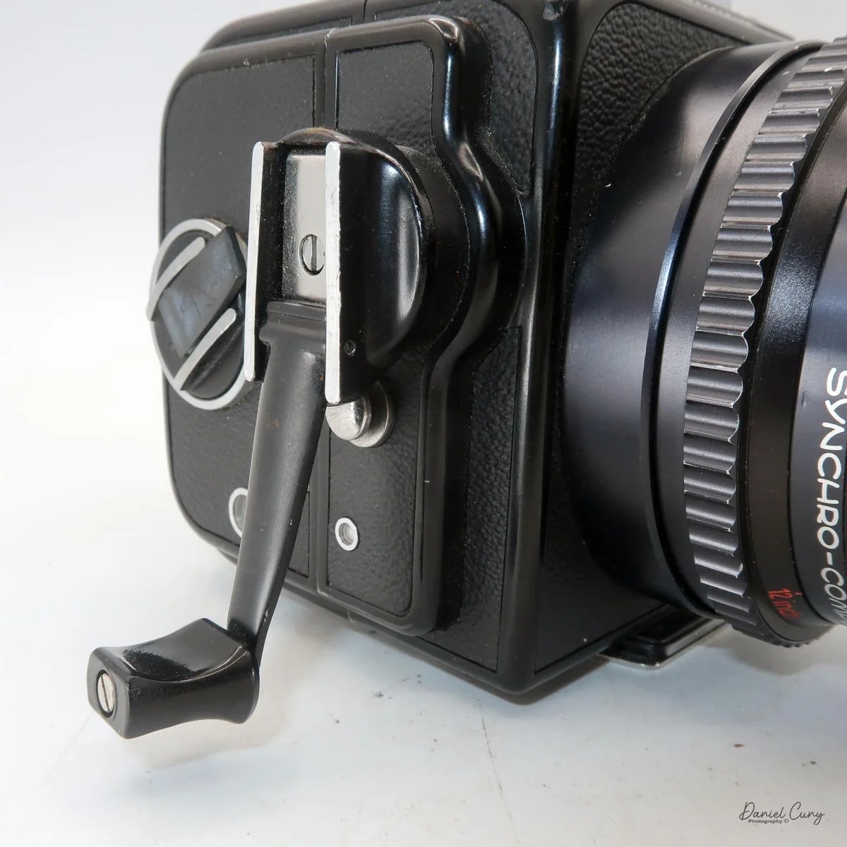 Winding crank on the side of the Super Wise C camera